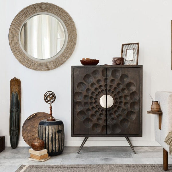 The Cowrie Round Mirror