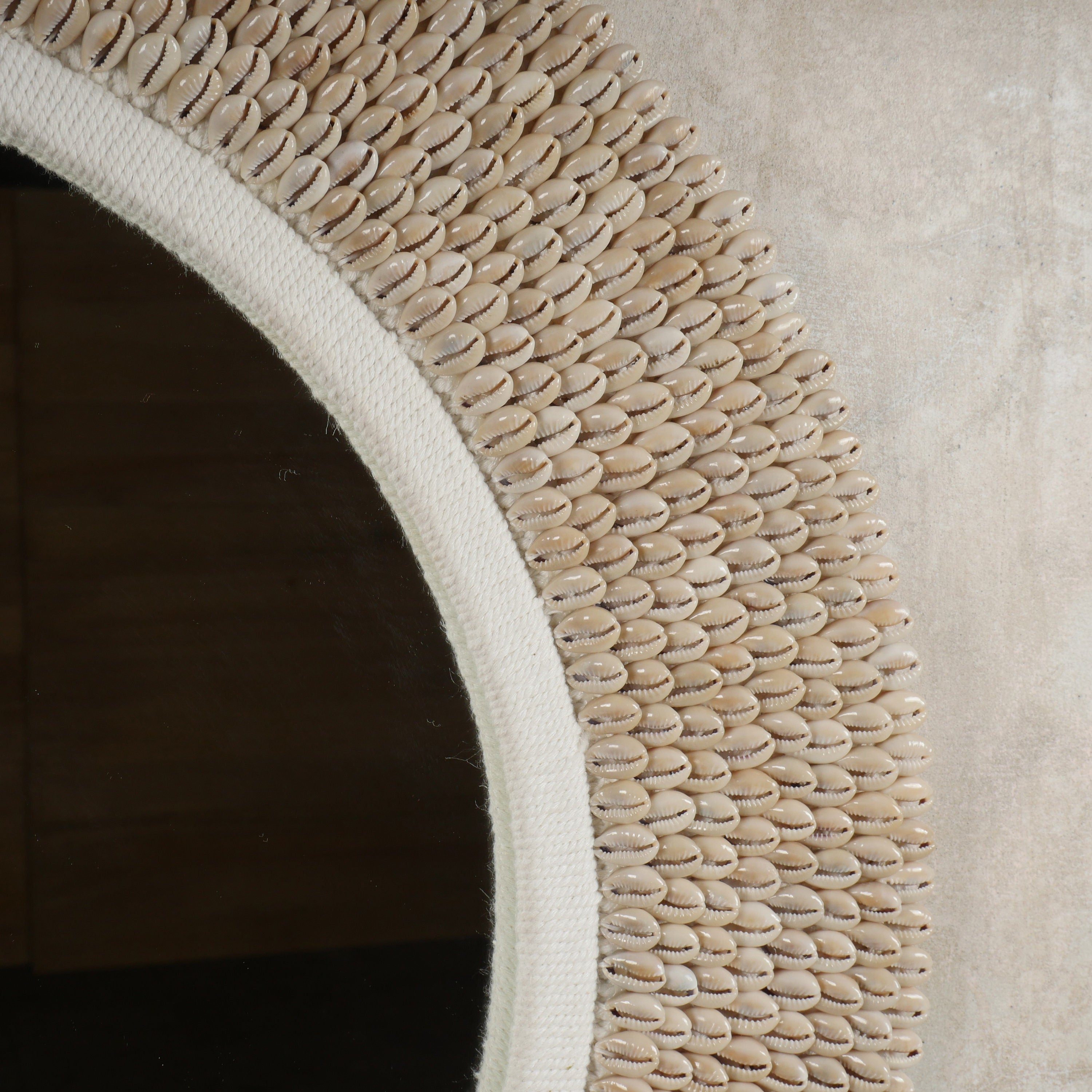 The Cowrie Round Mirror